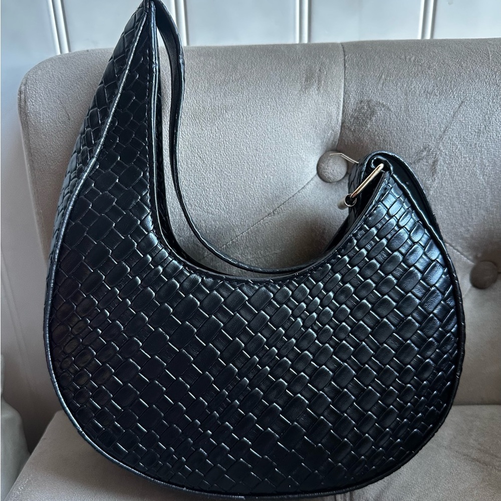 Woven Crescent Shoulder Bag in Black